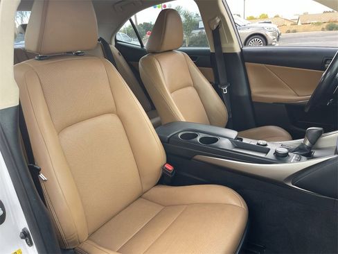 Used 2016 Lexus IS 200t image 11