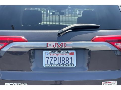 Used 2017 GMC Acadia SLE w/ Driver Alert Package I AWD/4WD image 47