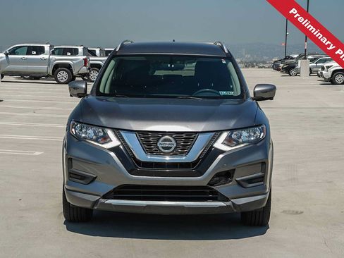 Used 2018 Nissan Rogue SV w/ Premium Package AWD/4WD image 2