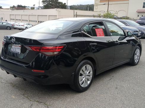 Certified 2025 Nissan Sentra S image 5