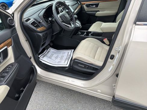 Used 2018 Honda CR-V EX image 9