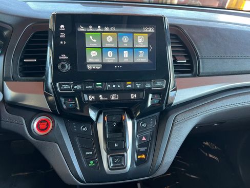 Used 2018 Honda Odyssey EX image 14