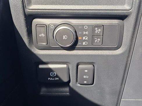 Used 2022 Ford F150 XLT w/ Equipment Group 301A Mid image 32