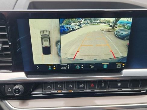 Used 2022 Chevrolet Silverado 1500 High Country image 6