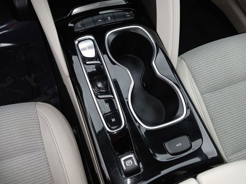Certified 2023 Buick Envision Preferred FWD image 19