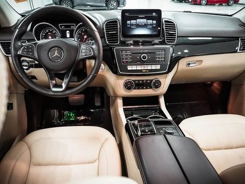 Used 2017 Mercedes-Benz GLE 350 image 18