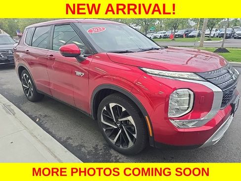 Used 2023 Mitsubishi Outlander SE AWD/4WD image 7