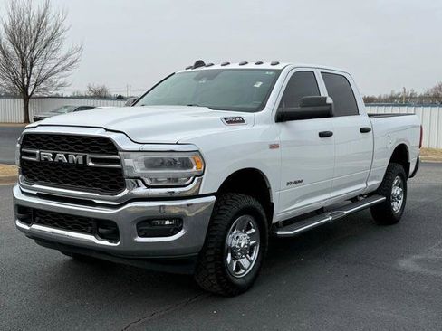 Used 2019 RAM 2500 Tradesman w/ Safety Group image 7