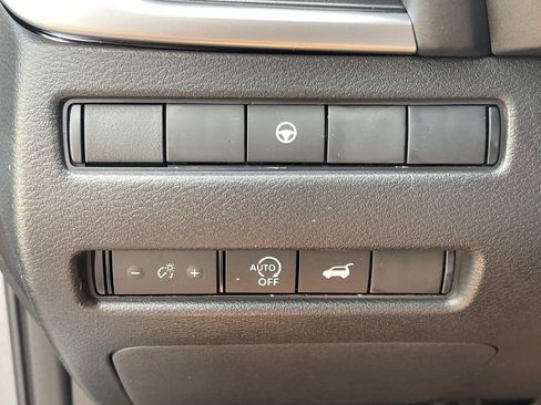 New 2026 Nissan Rogue SV FWD image 31