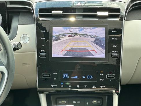Used 2022 Hyundai Tucson SEL w/ Convenience Package FWD image 6