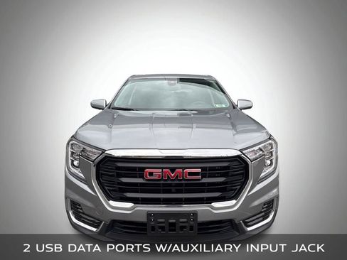 Used 2024 GMC Terrain SLE image 9