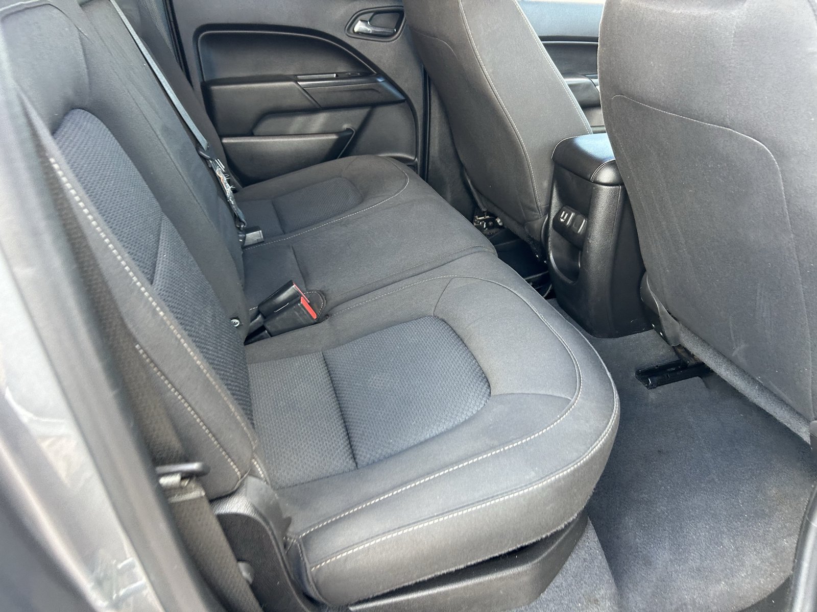Used 2019 Chevrolet Colorado LT w/ LT Convenience Package RWD image 13