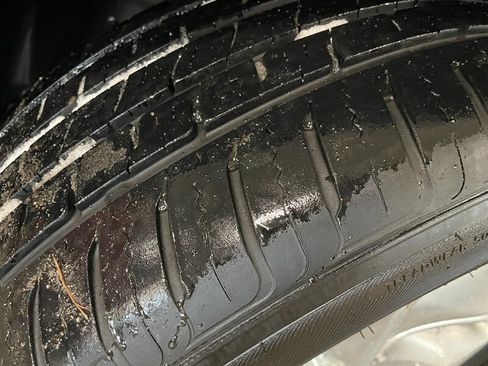 Used 2015 Ford Explorer XLT w/ Equipment Group 202A image 29