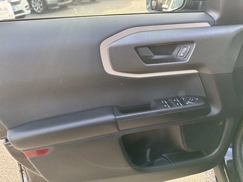 Used 2025 Ford Bronco Sport Big Bend w/ Convenience Package image 17