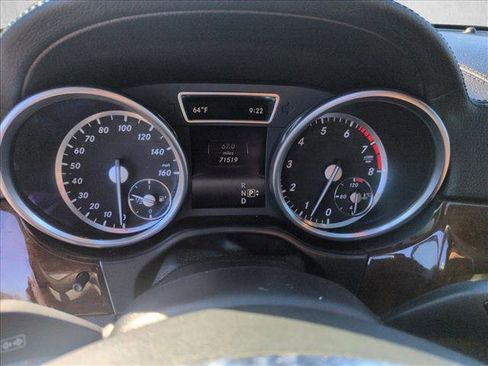 Used 2015 Mercedes-Benz ML 400 4MATIC image 11