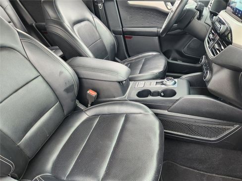 Used 2020 Ford Escape SEL FWD image 16