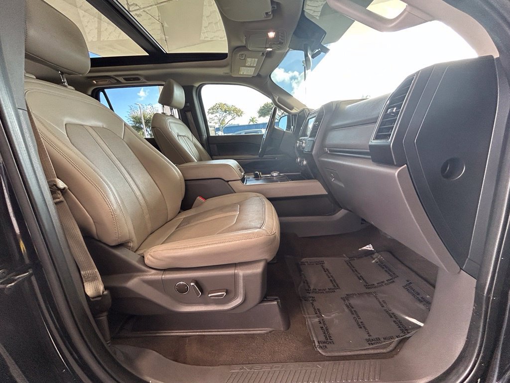 Used 2021 Ford Expedition Limited RWD image 25