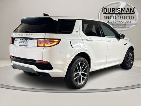 Used 2024 Land Rover Discovery Sport S image 7