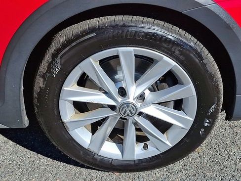 Certified 2019 Volkswagen Golf Alltrack S image 28