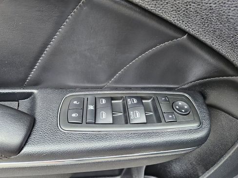 Used 2014 Dodge Charger R/T AWD/4WD image 19