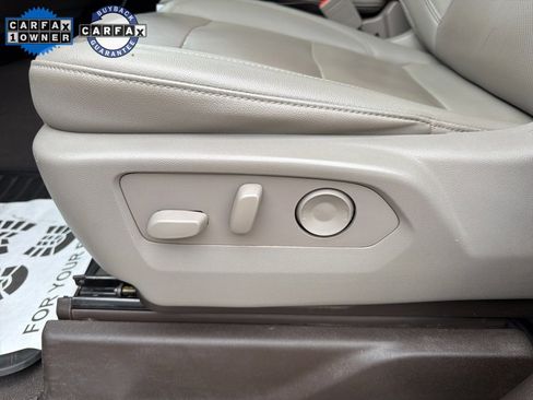 Used 2022 GMC Sierra 1500 SLT image 26