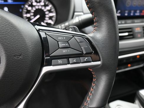 Used 2024 Nissan Altima 2.5 SR image 29