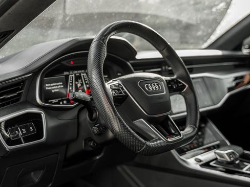 Used 2022 Audi RS 7 Sportback w/ Black Optic Package image 9