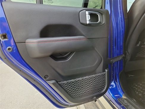 Used 2020 Jeep Wrangler Unlimited Rubicon w/ Quick Order Package 28Y Recon image 11