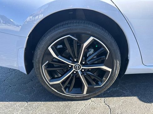 Used 2025 Nissan Altima 2.5 SR image 17