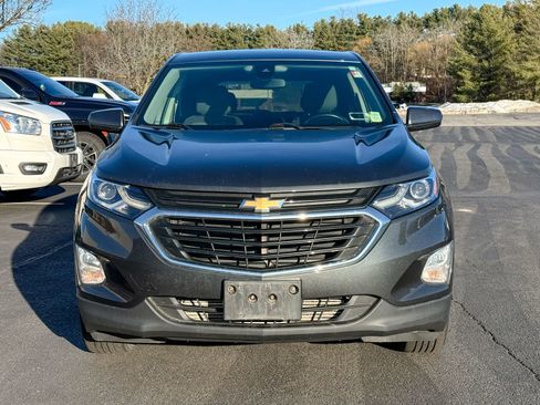 Used 2020 Chevrolet Equinox LT image 2
