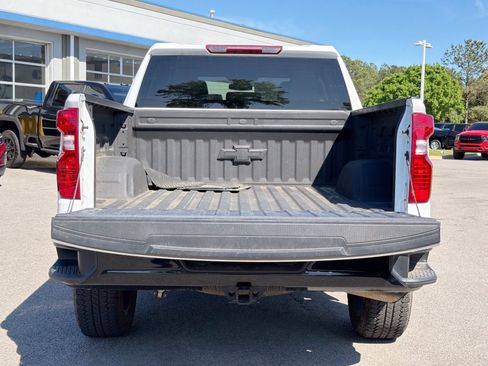 Used 2024 Chevrolet Silverado 1500 Custom Trail Boss w/ Turbomax Blackout Package AWD/4WD image 32