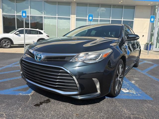 Used 2016 Toyota Avalon XLE Premium FWD image 2