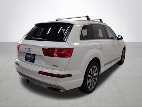 Used 2018 Audi Q7 2.0T Premium Plus w/ Premium Plus Package AWD/4WD image 16
