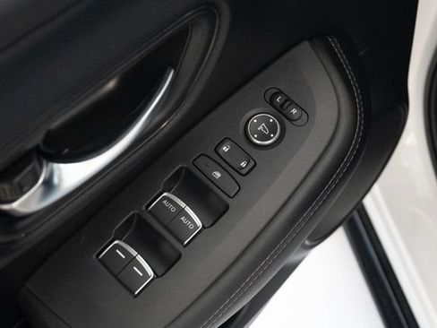 Used 2025 Honda HR-V EX-L image 22