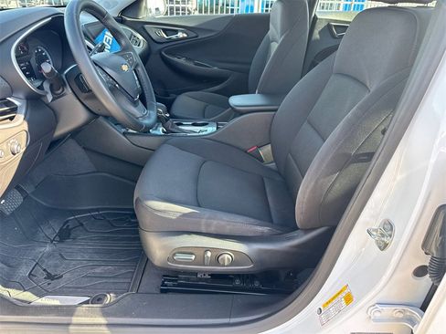 Used 2024 Chevrolet Malibu RS w/ LPO, Floor Liner Package image 10