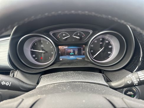 Used 2020 Buick Envision Essence image 20