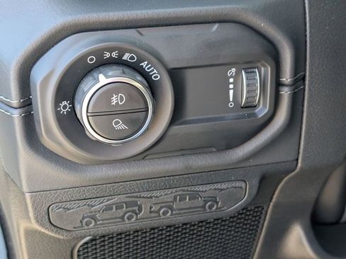 New 2026 Jeep Gladiator Sport image 13