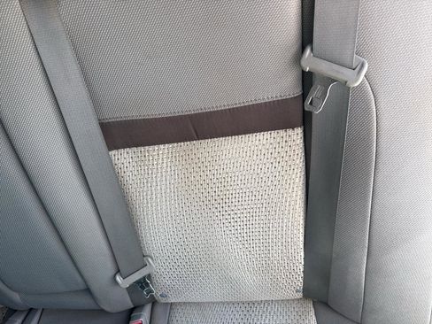 Used 2013 Toyota Camry LE image 22