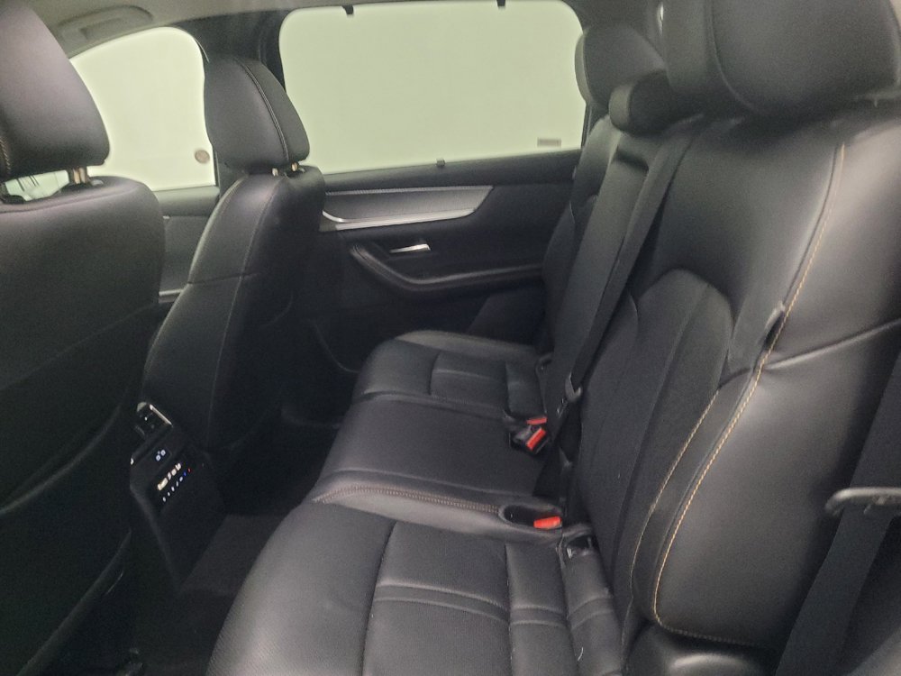 Used 2024 MAZDA CX-90 3.3 Turbo w/ Preferred Plus AWD/4WD image 18