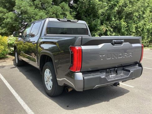Used 2023 Toyota Tundra SR5 w/ SR5 Premium Package RWD image 10