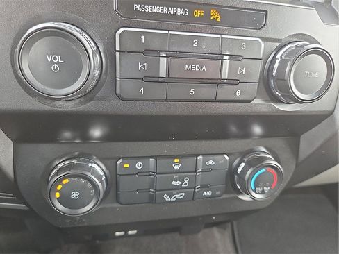 Used 2019 Ford F150 XLT image 13