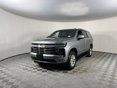 Used 2025 Chevrolet Tahoe LT image 4