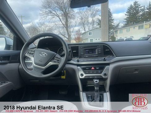 Used 2018 Hyundai Elantra SE w/ Cargo Package image 10
