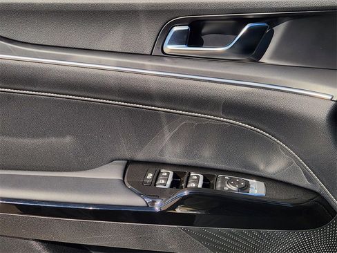 New 2025 Kia K5 GT-Line image 16