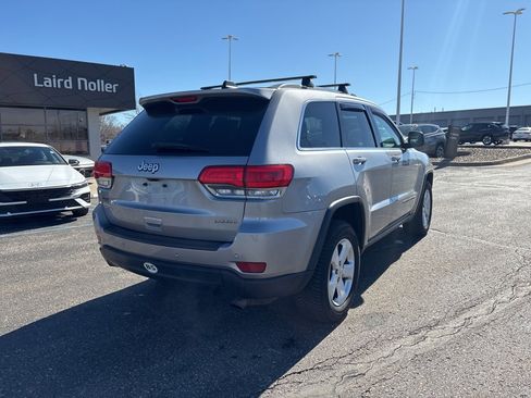 Used 2018 Jeep Grand Cherokee Laredo image 6