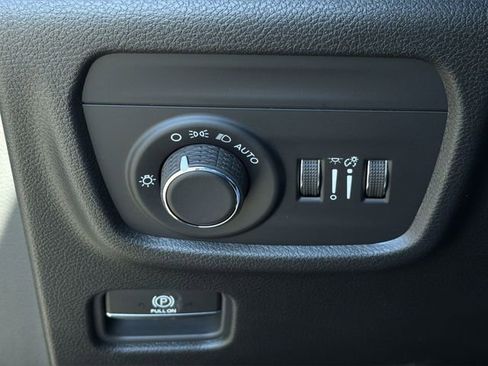 New 2026 Jeep Grand Cherokee L Laredo AWD/4WD image 29