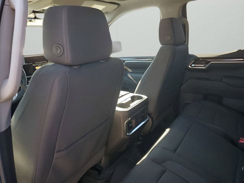 New 2026 GMC Sierra 1500 Elevation image 18