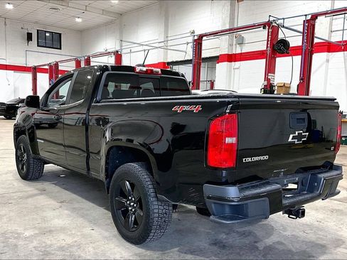 Used 2016 Chevrolet Colorado LT w/ Midnight Edition image 3