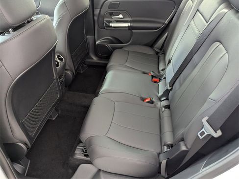 New 2026 Mercedes-Benz GLB 250 image 11