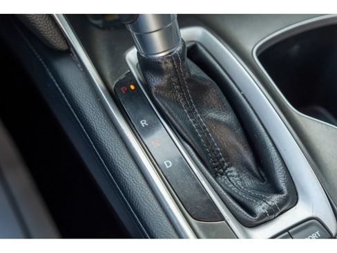 Used 2018 Honda Accord Touring image 28